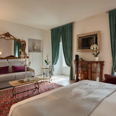 Corte Realdi Luxury - Piazza Castello Maison d'hôtes Turin