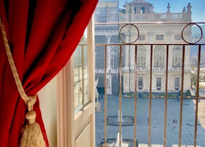 Corte Realdi Piazza Castello Torino