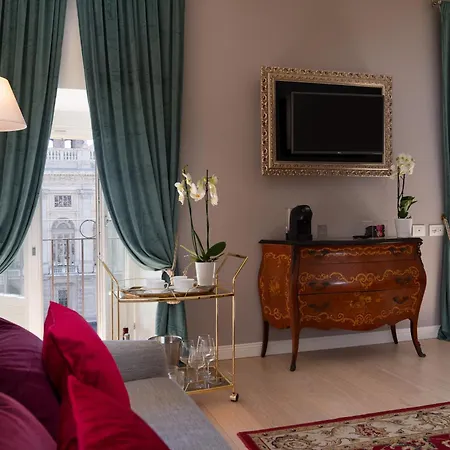 בית הארחה Corte Realdi Piazza Castello 4*