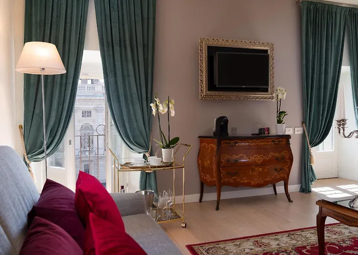 ゲストハウス Corte Realdi Piazza Castello Torino 4*